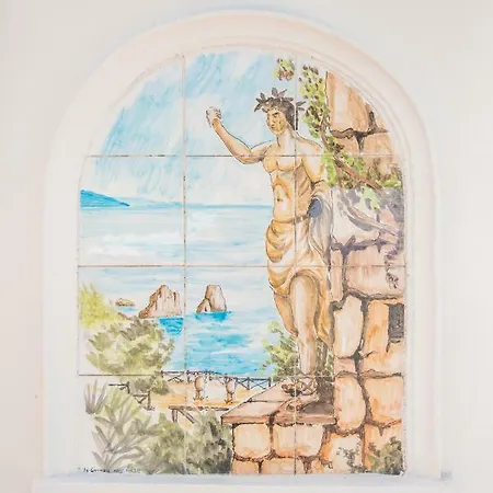Capri Blue “le Tre Monelle” 阿纳卡普里
