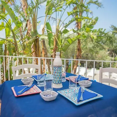 Capri Blue “le Tre Monelle” 招待所
